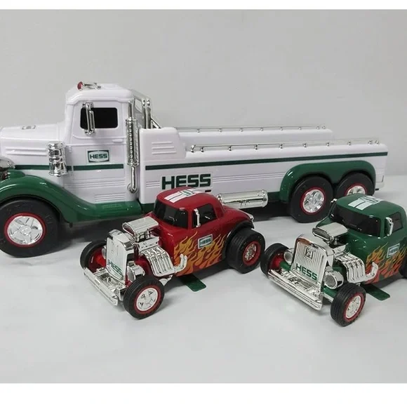 3-IN- 1 HESS FLATBED TRUCK WITH HOT RODS - Picture 2 of 7